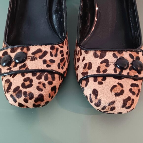 EUC 💥 FRANCO SARTO Gorgeous Leopard Print Pumps 3" Heel Shoes Size 8M - Picture 4 of 9